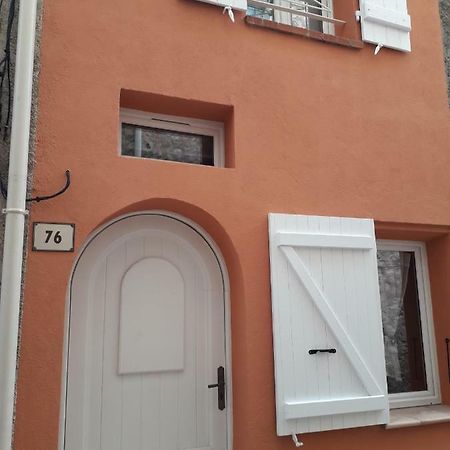 Maison De Village Bagnols-en-Foret Luaran gambar
