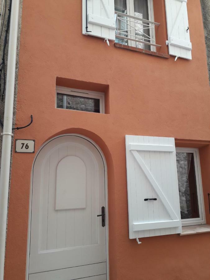 Maison De Village Bagnols-en-Foret Luaran gambar