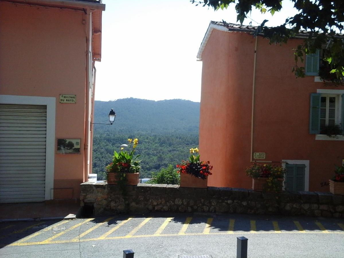 Maison De Village Bagnols-en-Foret Luaran gambar